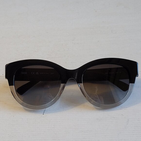 $89 NWT MCM Brown Butterfly Ladies Sunglasses - Picture 6 of 8